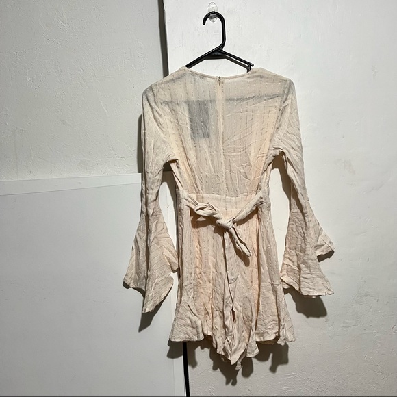 Fashion Nova romper    :Box002: - Picture 3 of 12